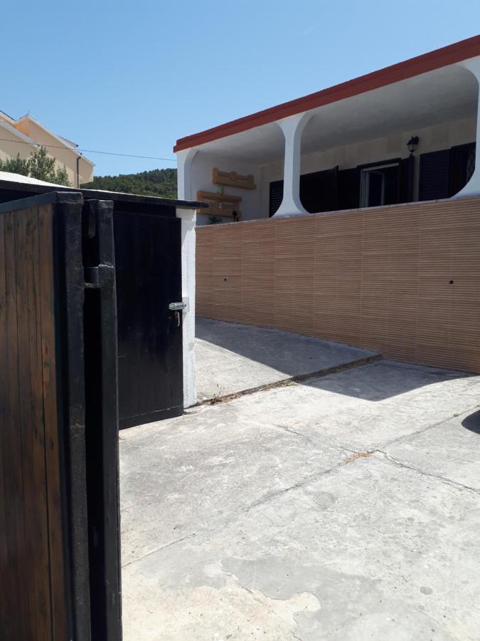 Grandpa Beach House Slatine Exterior foto